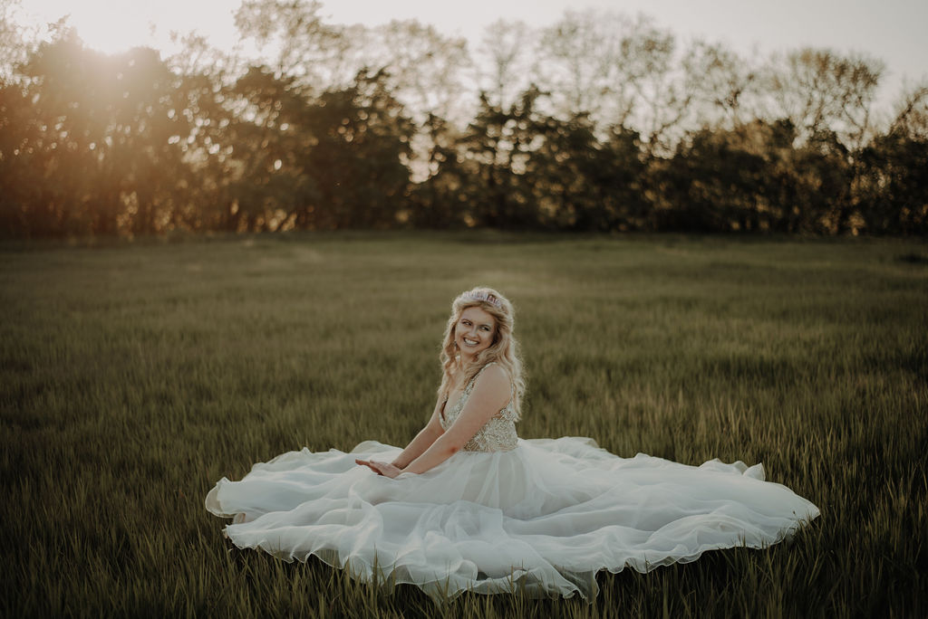 Mystically Whimsical Hayley Paige Styled Shoot - With a UNICORN!. Desktop Image