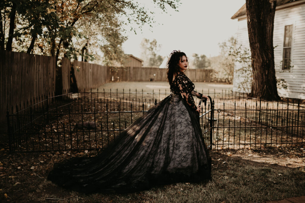 Southern Gothic Romance Vibes ft. Black Gowns!. Desktop Image