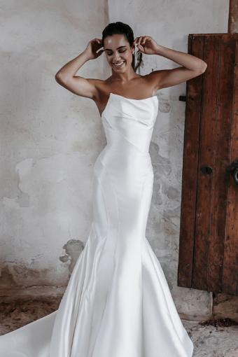 Allure Bridals Style #E215 Carmen #0 default Ivory thumbnail
