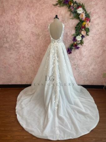Ethereal bridal Style #Aleena #3 Ivory thumbnail